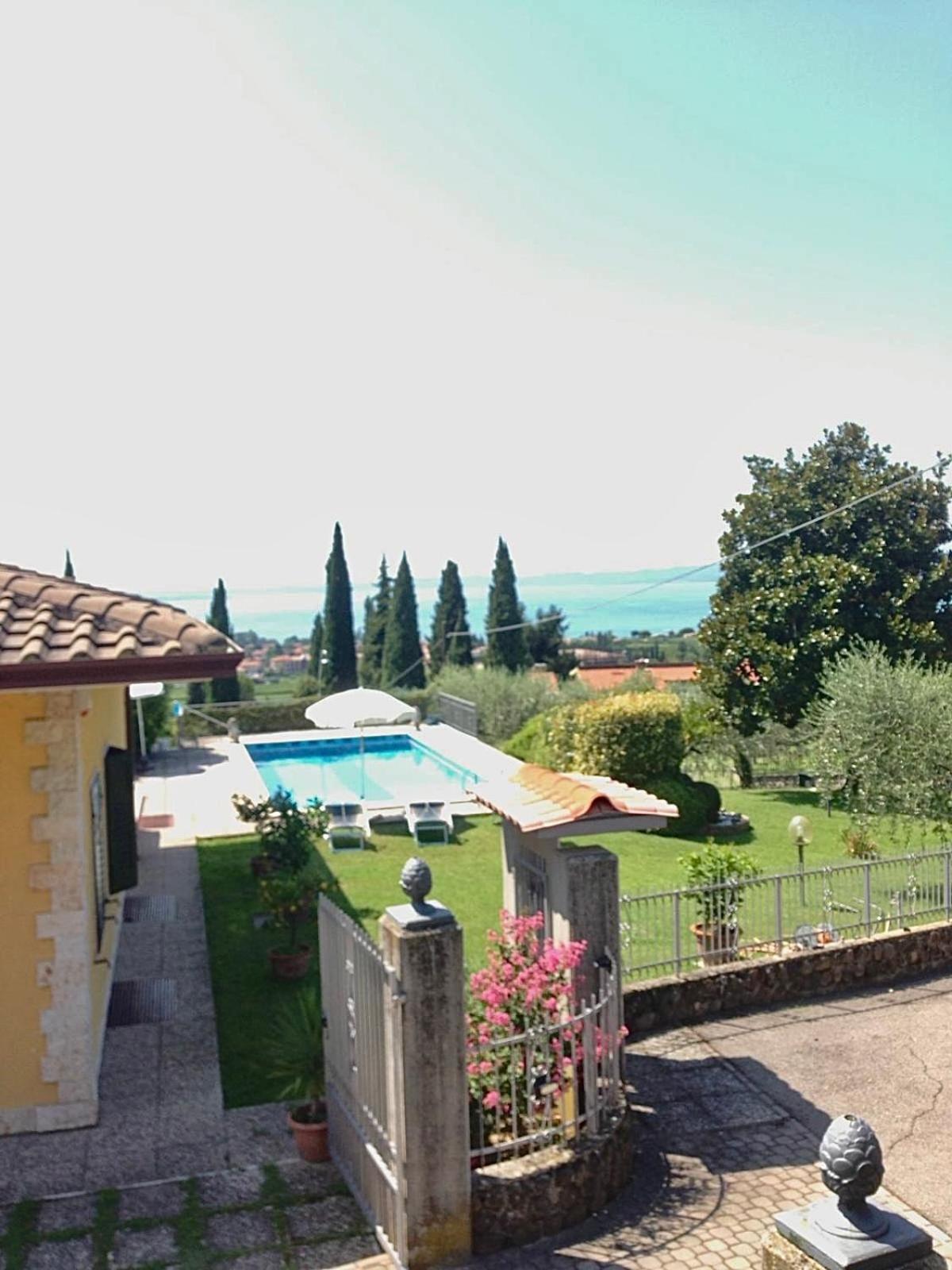 Poli Villa'S Apartment Bardolino Exterior foto
